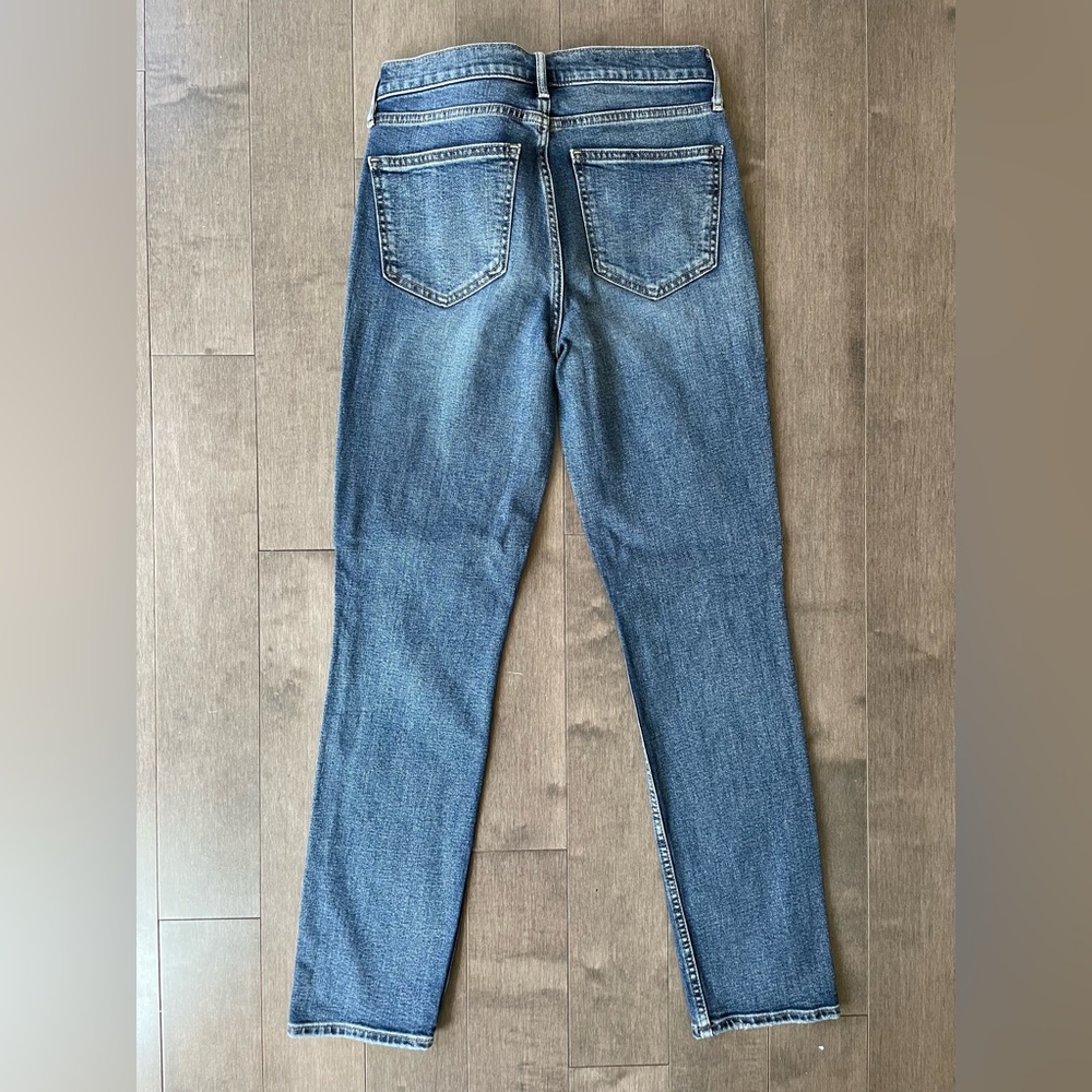Gap vintage slim mid rise jeans, medium blue, size 27 tall - Picture 3 of 7